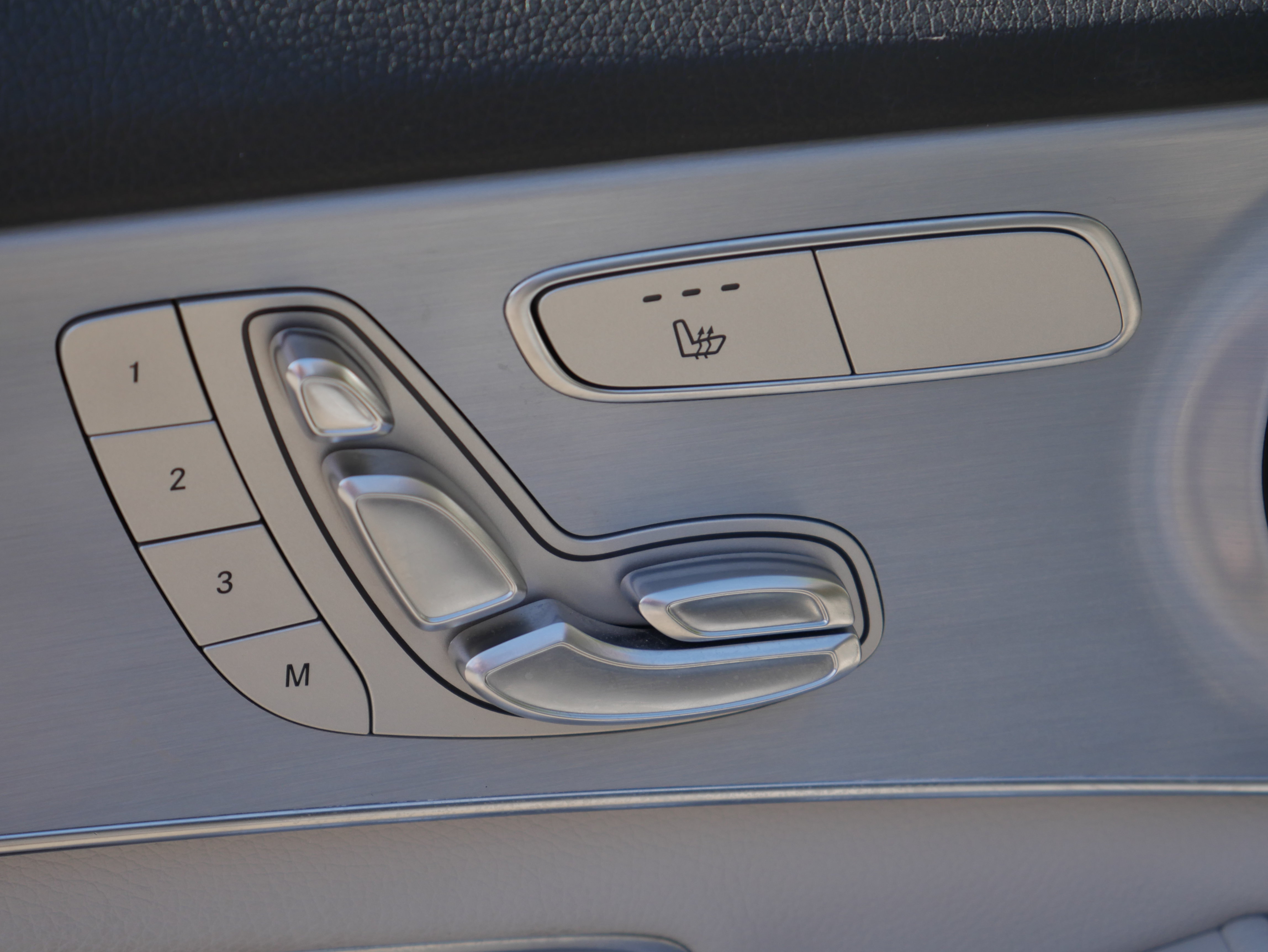 Used 2016 Mercedes-Benz C 300 4MATIC Sedan image 27