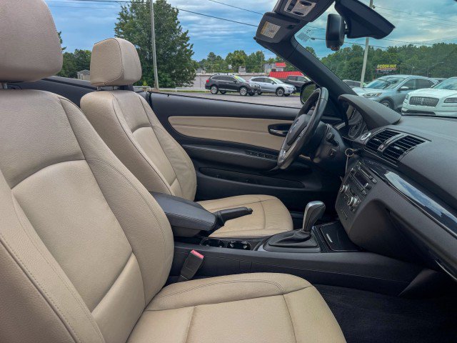 Used 2013 BMW 128i Convertible RWD image 22