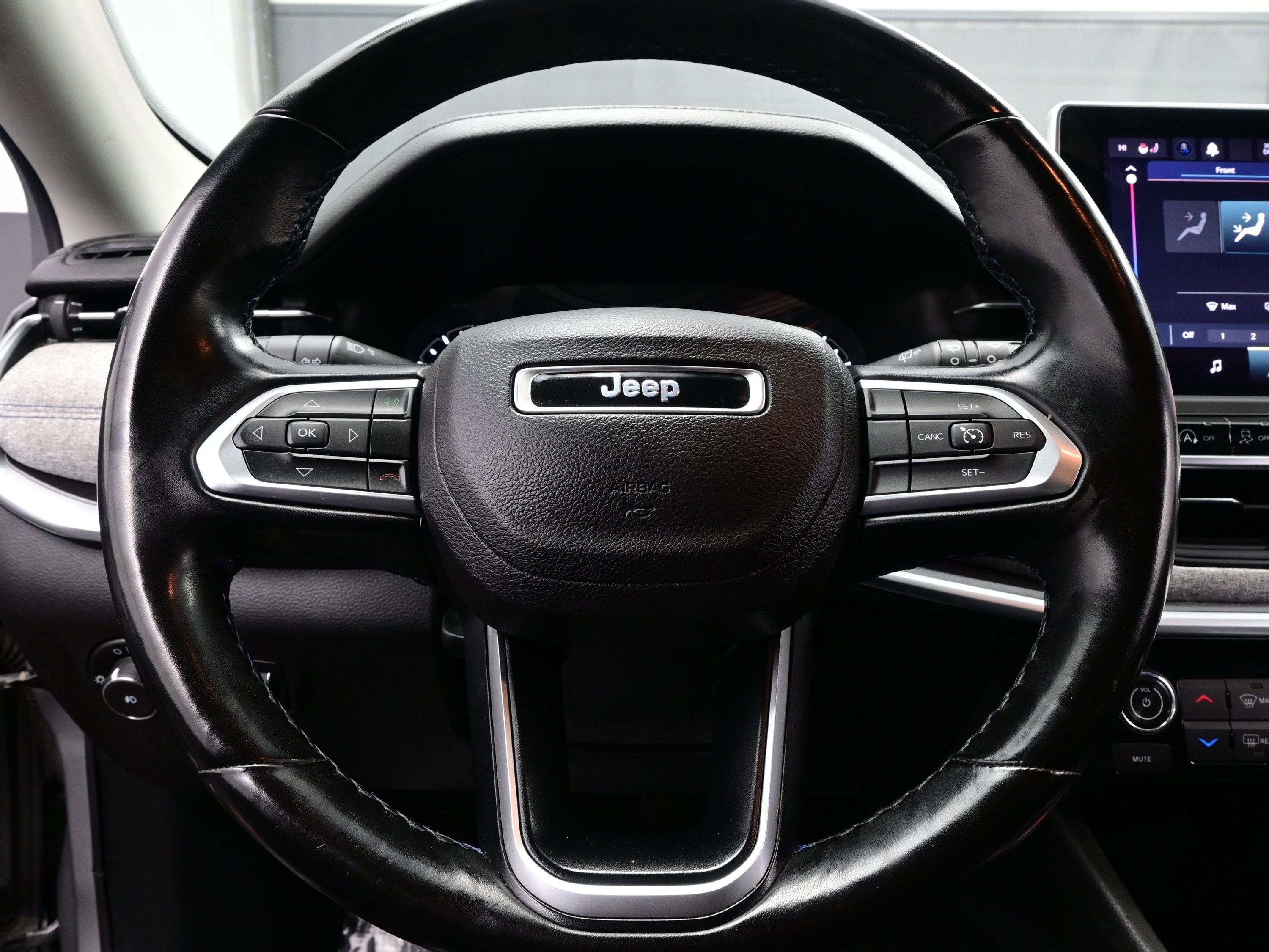 Used 2022 Jeep Compass Latitude w/ Convenience Group image 23