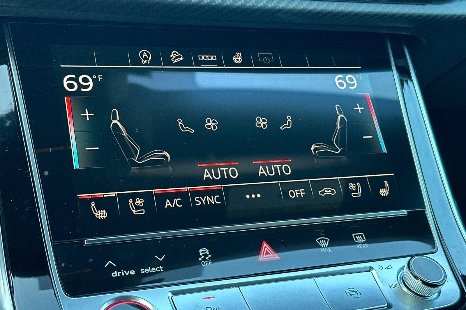 New 2026 Audi SQ8 Premium Plus image 20