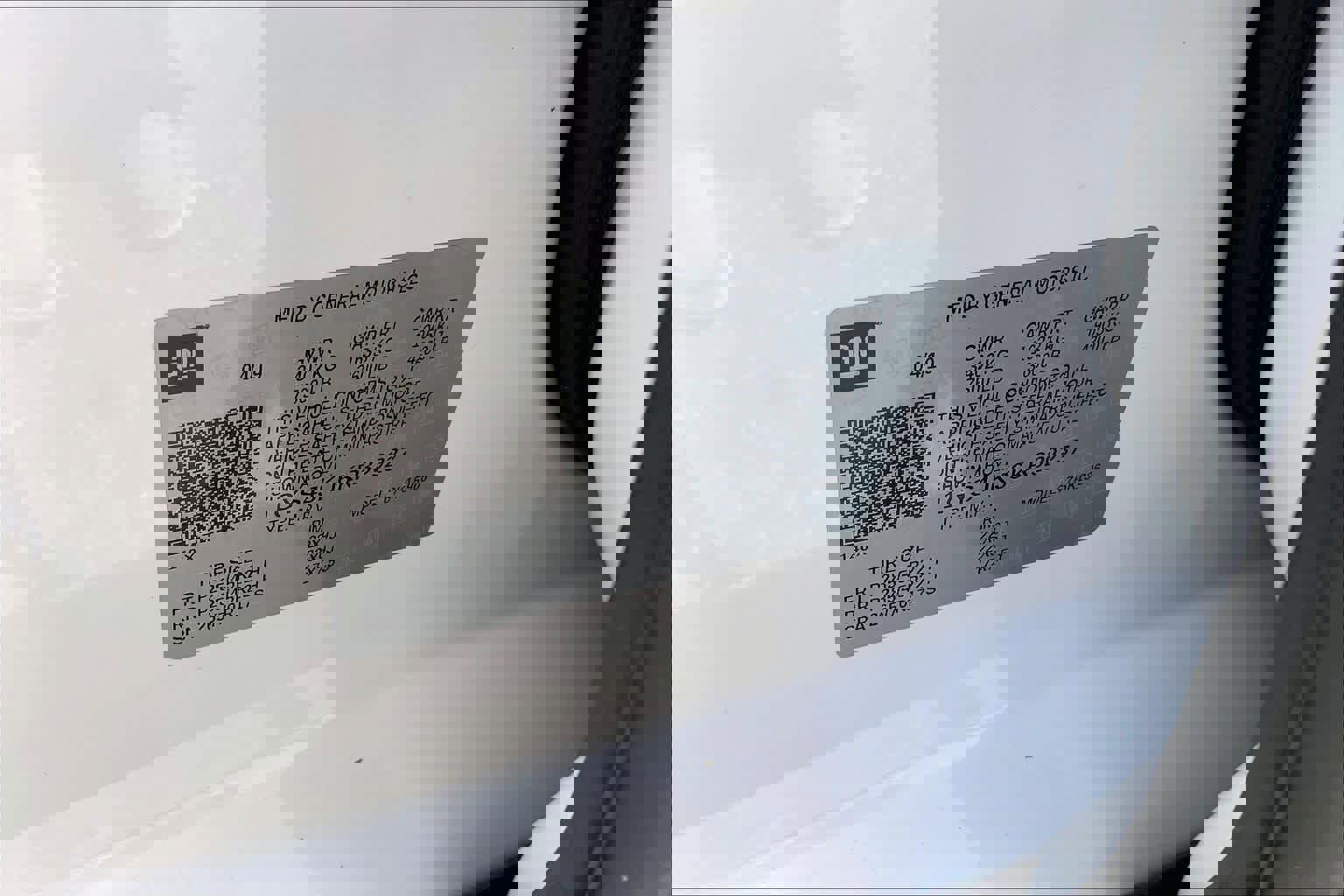 Used 2019 Cadillac Escalade ESV Premium Luxury image 32