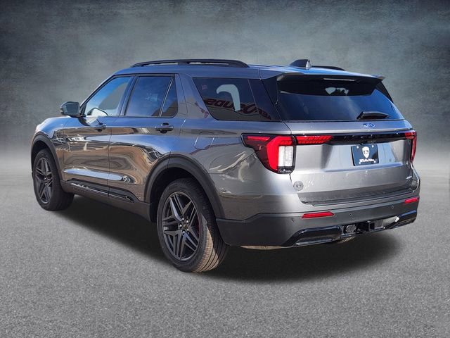 New 2026 Ford Explorer ST-Line w/ ST-Line Street Pack image 5