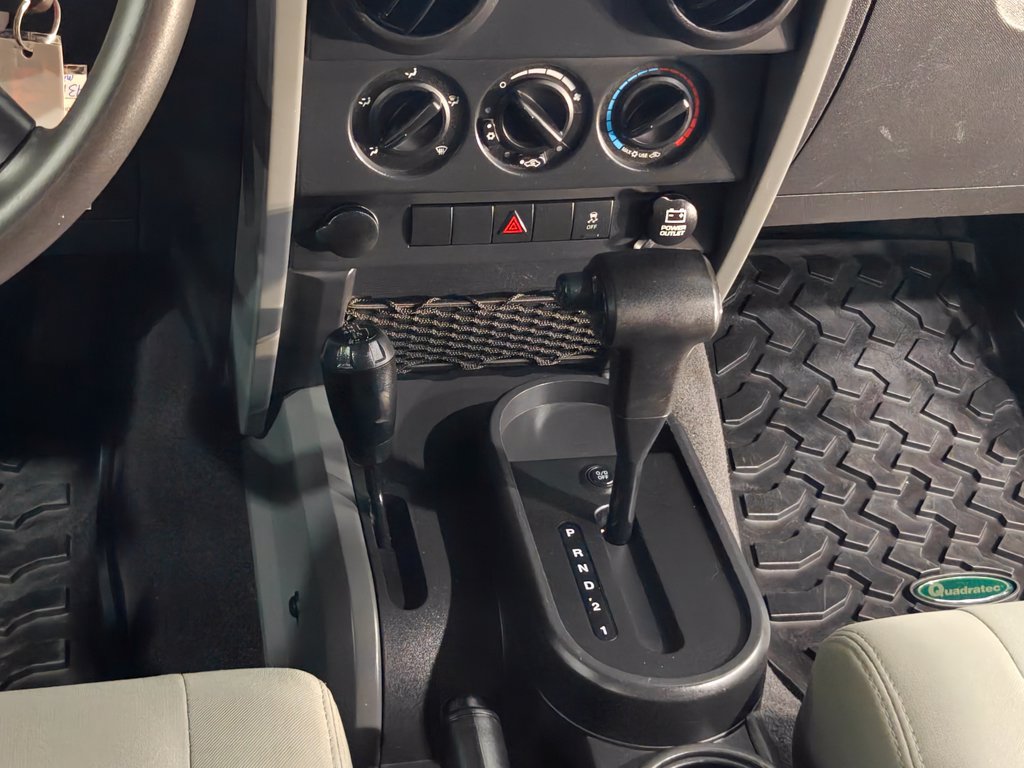 Used 2010 Jeep Wrangler Sport AWD/4WD image 6
