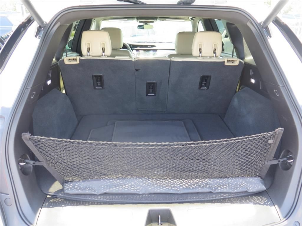 Used 2018 Cadillac XT5 Luxury w/ Driver Awareness Package FWD image 24