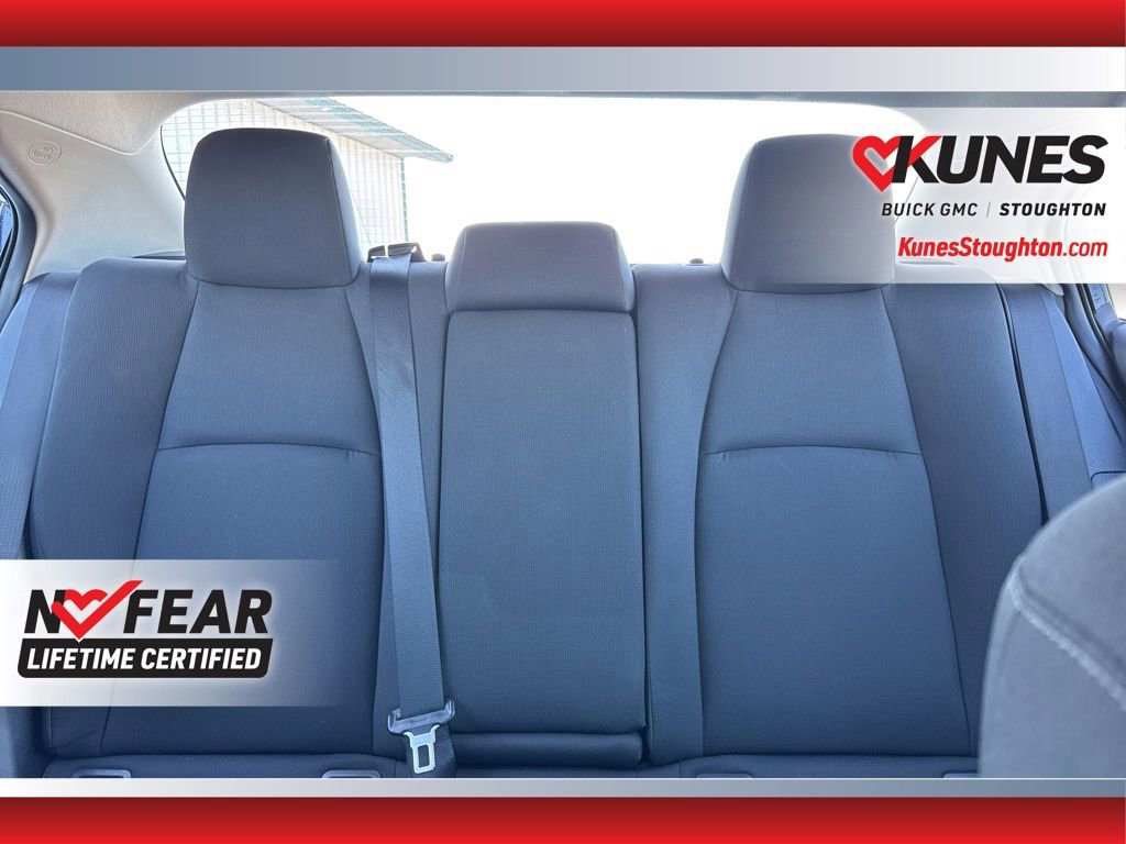 Used 2023 Toyota Corolla LE image 31