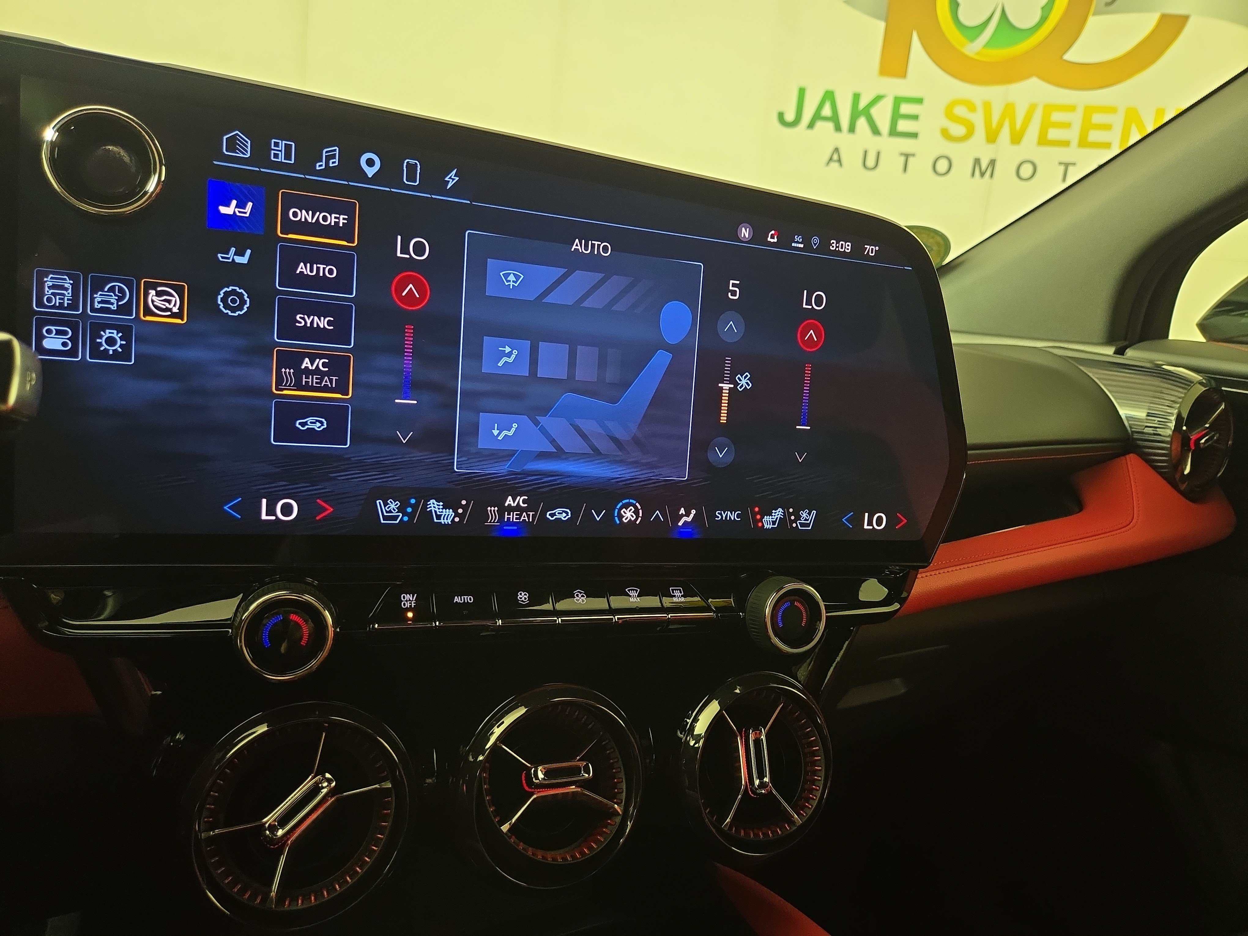 Certified 2024 Chevrolet Blazer EV RS AWD/4WD image 27