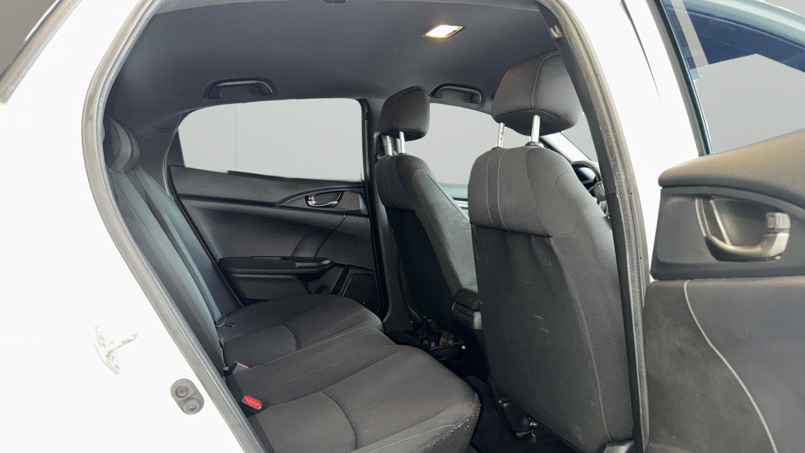 Used 2018 Honda Civic Sport image 13