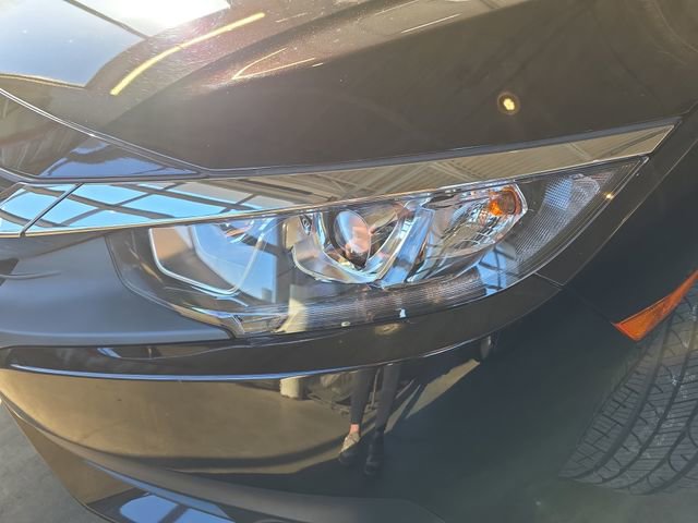 Used 2018 Honda Civic EX-L image 30