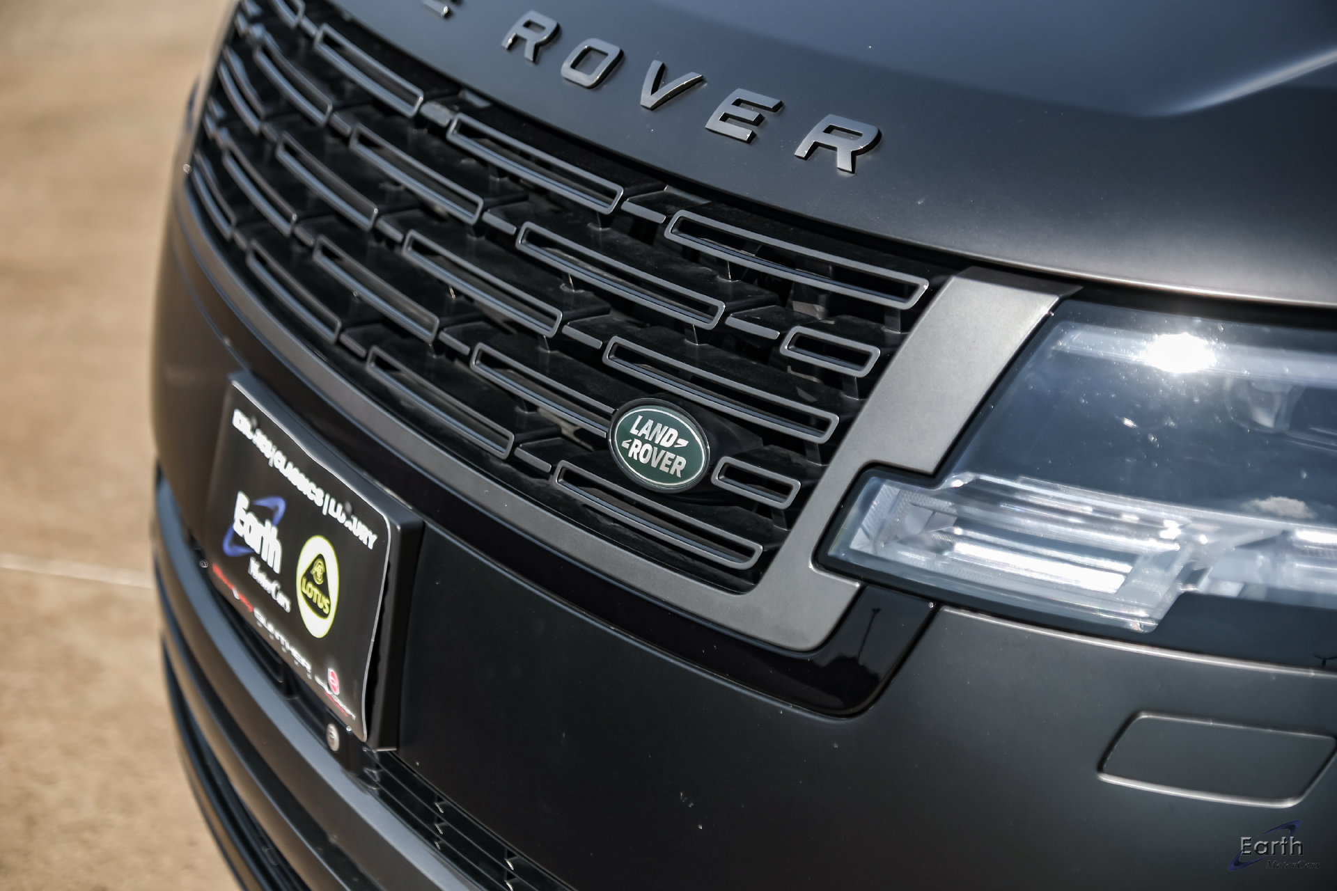Used 2025 Land Rover Range Rover Long Wheelbase SE AWD/4WD image 29