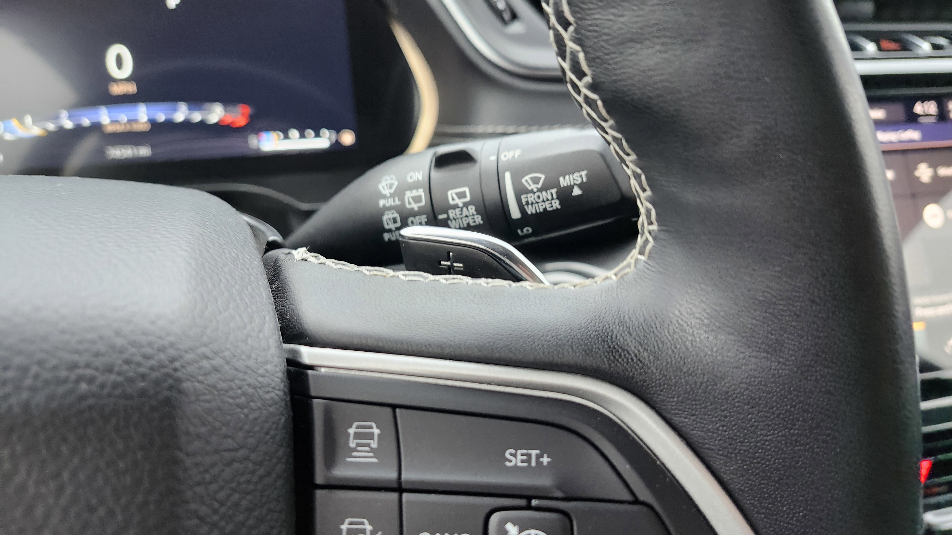 Used 2022 Jeep Grand Cherokee L Laredo w/ Luxury Tech Group I image 11