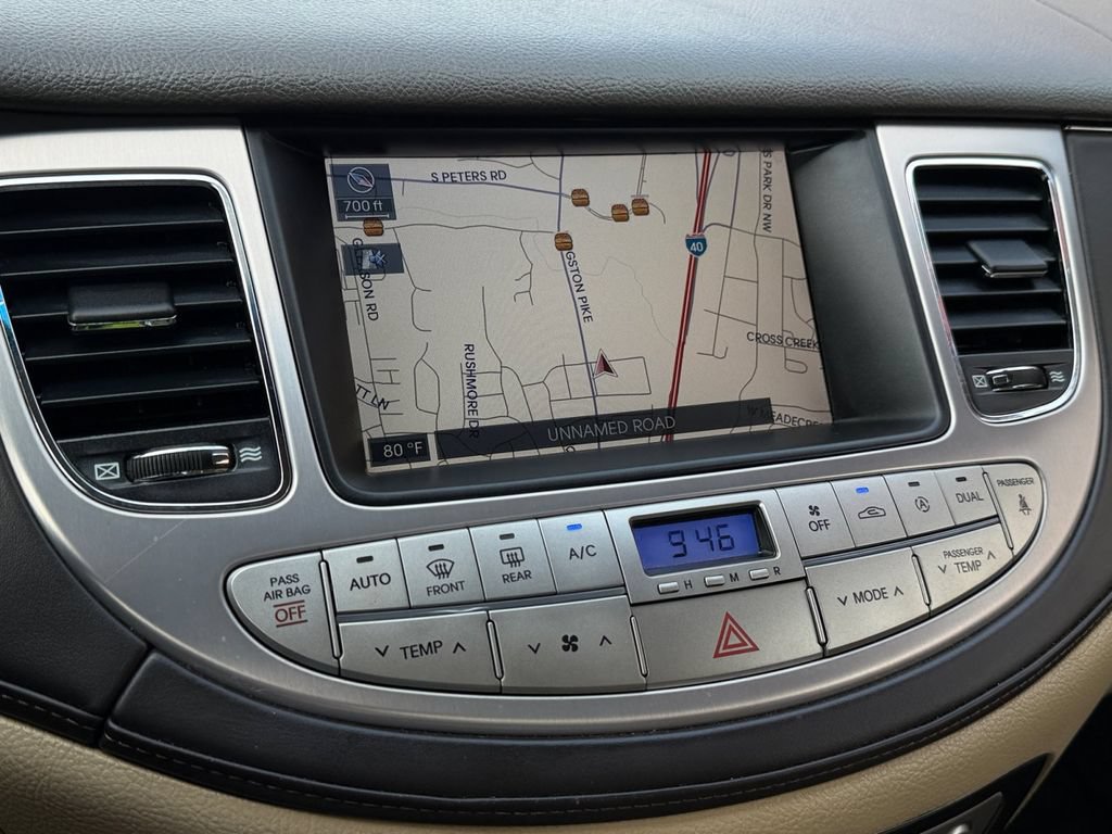Used 2010 Hyundai Genesis 4.6 w/ Technology Pkg 5 RWD image 27