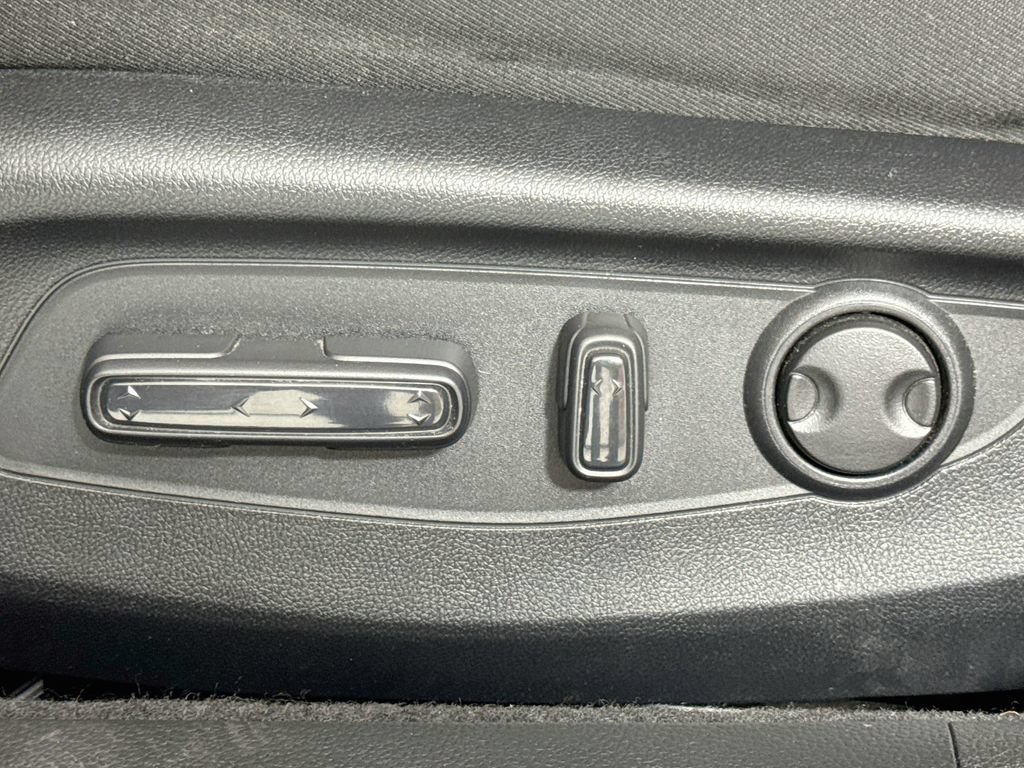 Used 2025 Honda Accord Sport image 16