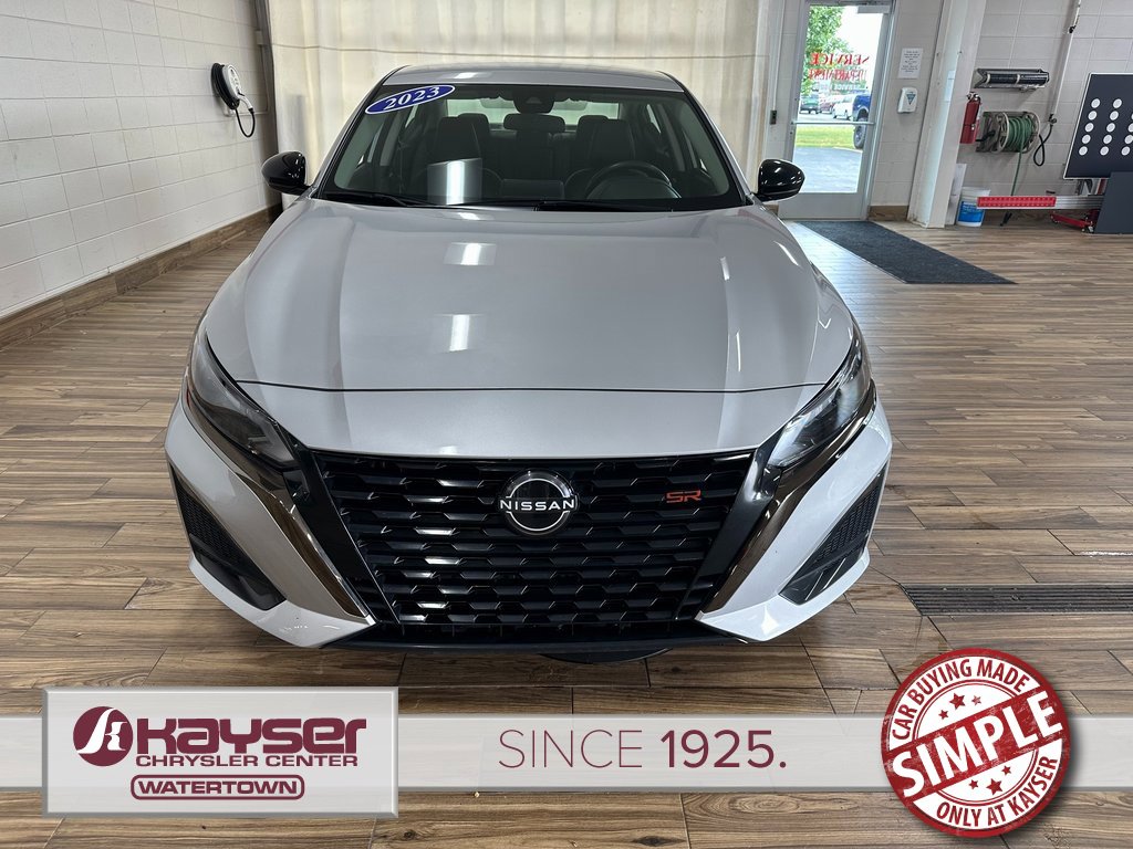 Used 2023 Nissan Altima 2.5 SR image 7