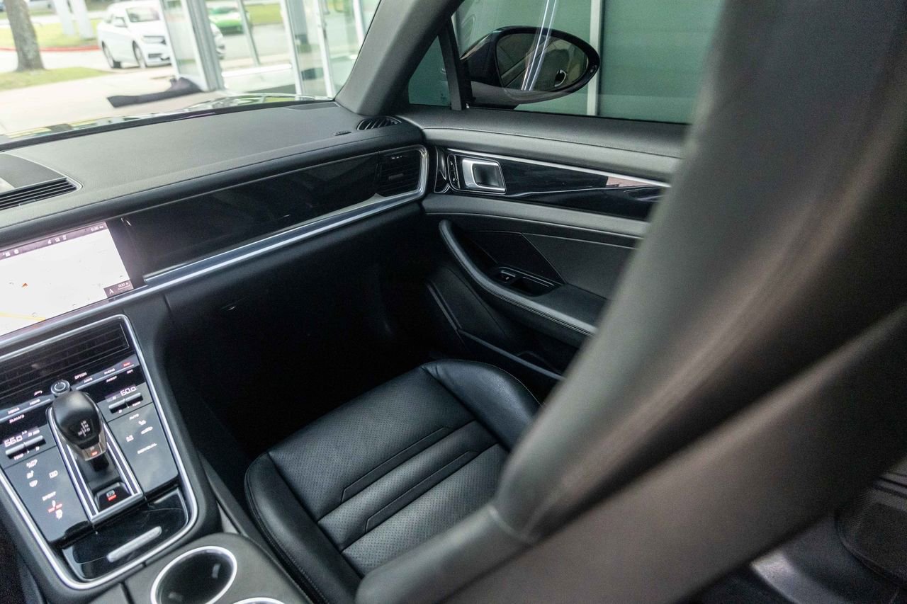 Used 2018 Porsche Panamera 4 AWD/4WD image 42