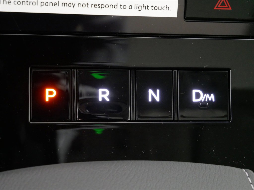 New 2025 INFINITI QX80 Sensory image 22