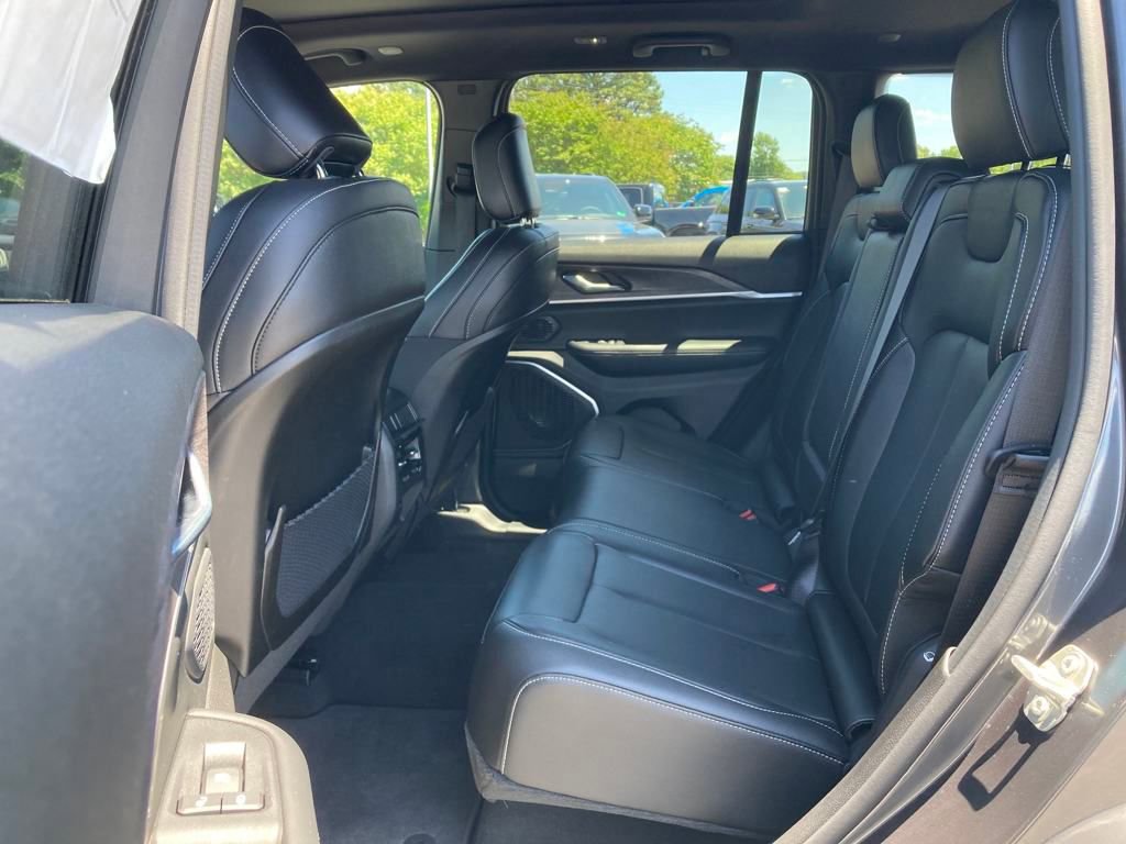 New 2024 Jeep Grand Cherokee Limited 4xe image 19