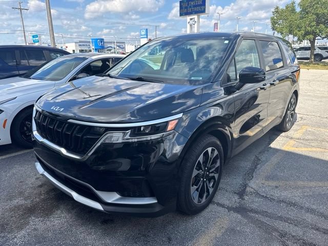 Certified 2024 Kia Carnival EX