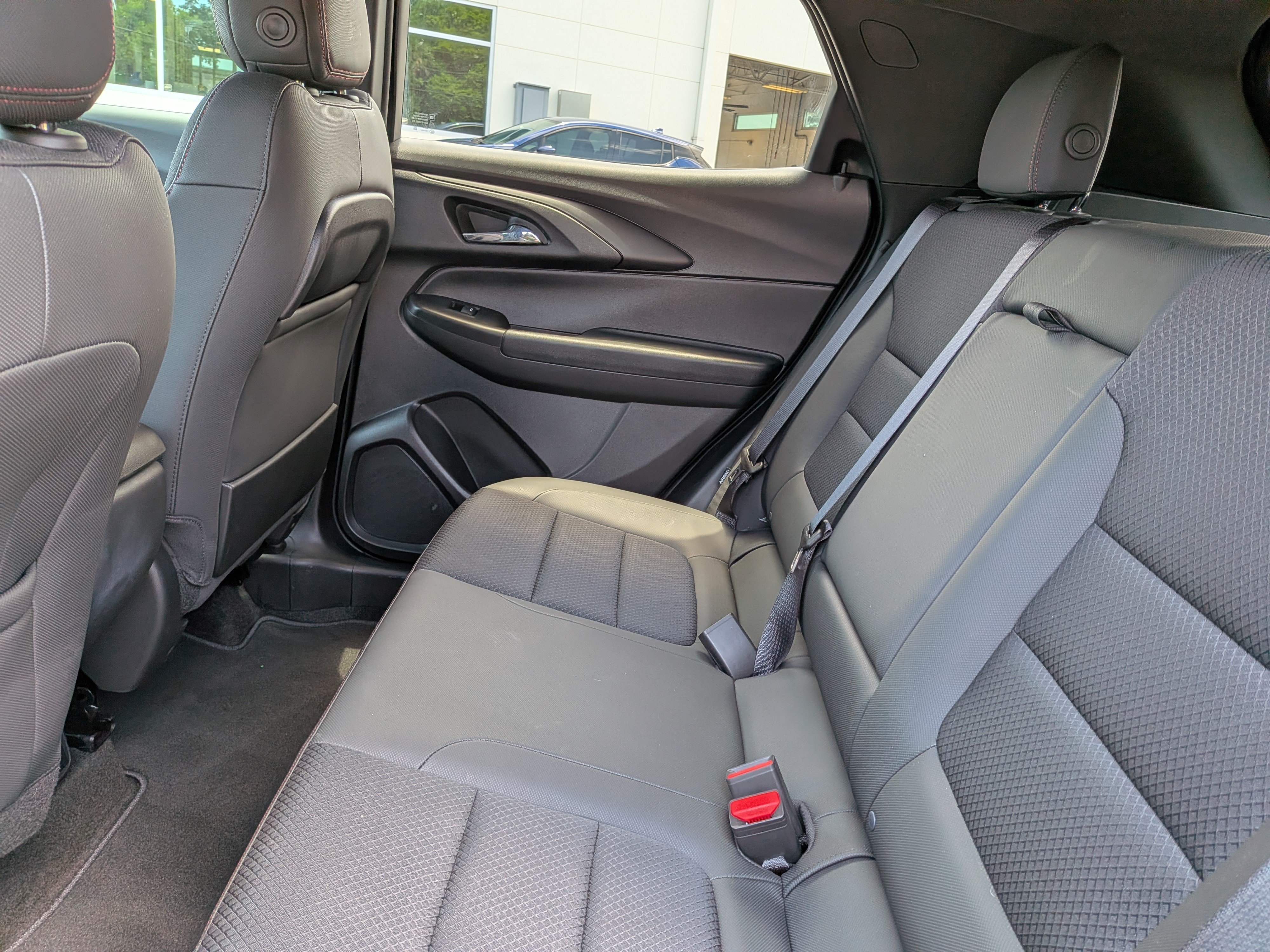 Certified 2023 Chevrolet TrailBlazer RS w/ Sun and Liftgate Package FWD image 16