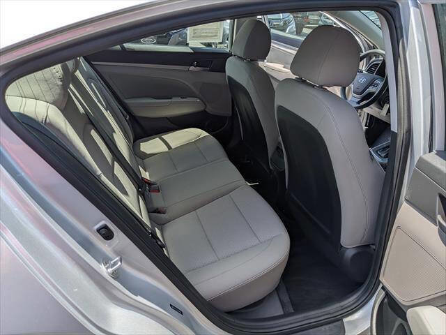 Used 2018 Hyundai Elantra SEL FWD image 15