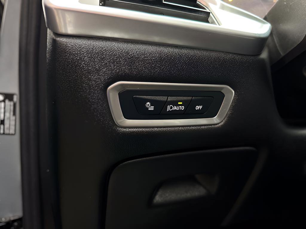 Used 2024 BMW X7 xDrive40i image 18