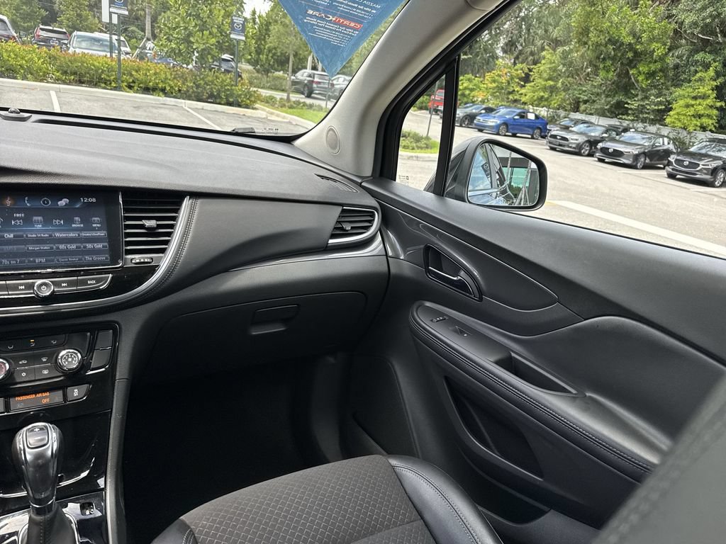 Used 2021 Buick Encore Preferred w/ Safety Package II FWD image 15