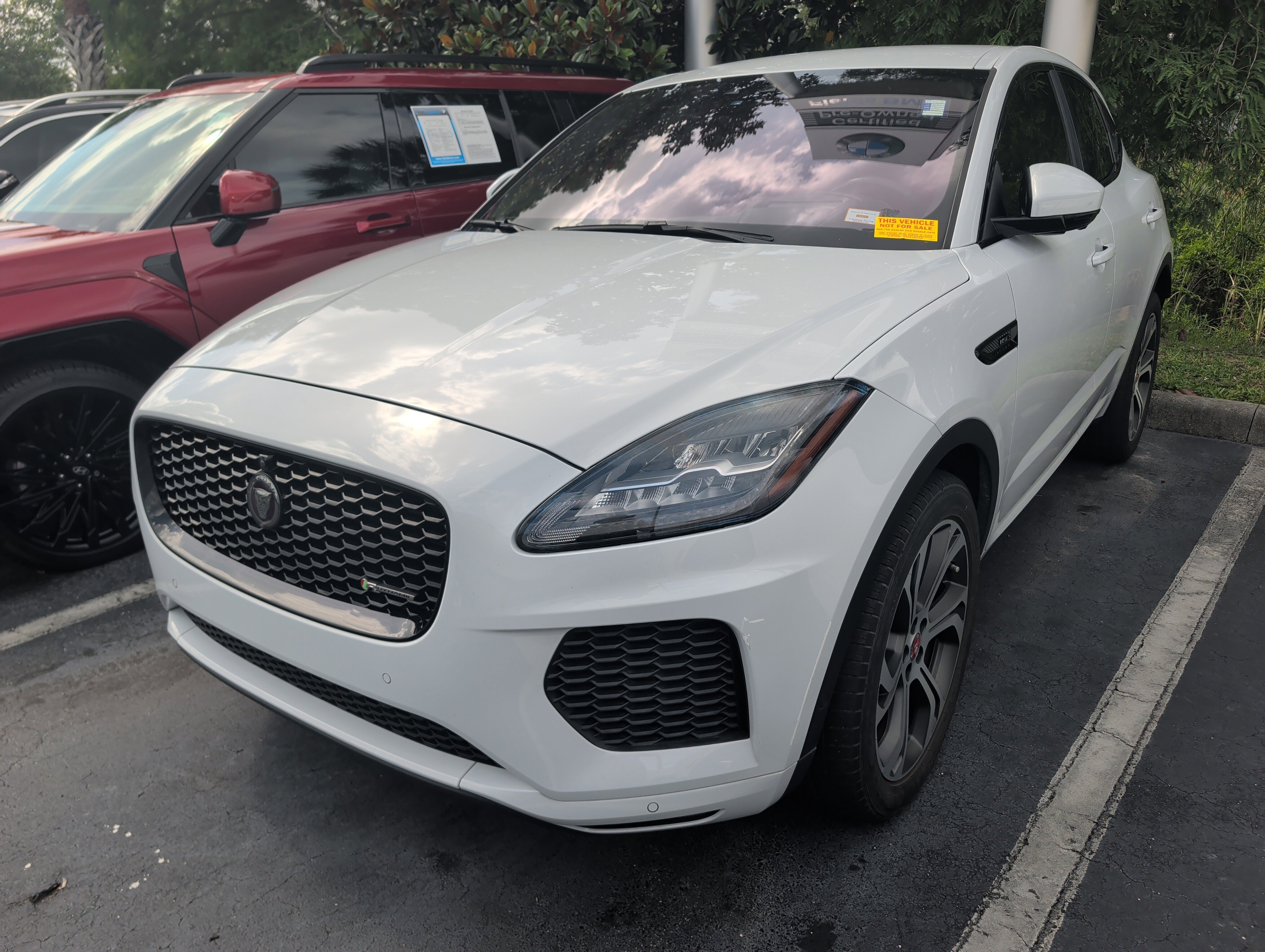 Used 2020 Jaguar E-PACE R-Dynamic HSE AWD/4WD image 3