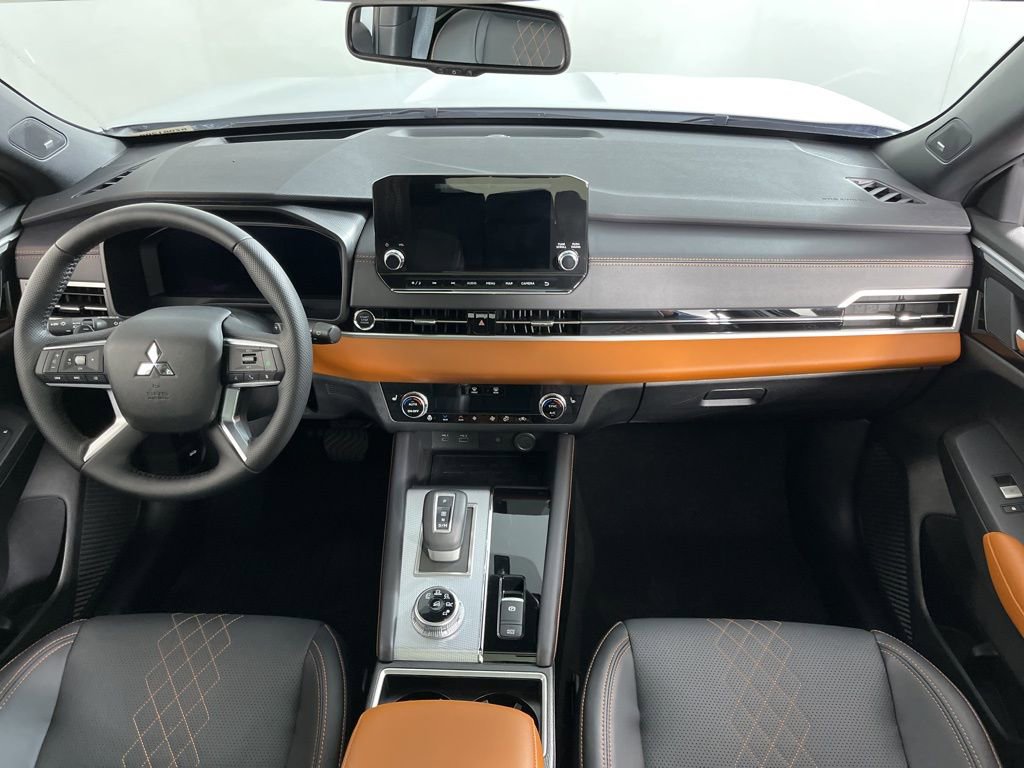 Used 2024 Mitsubishi Outlander SEL image 20
