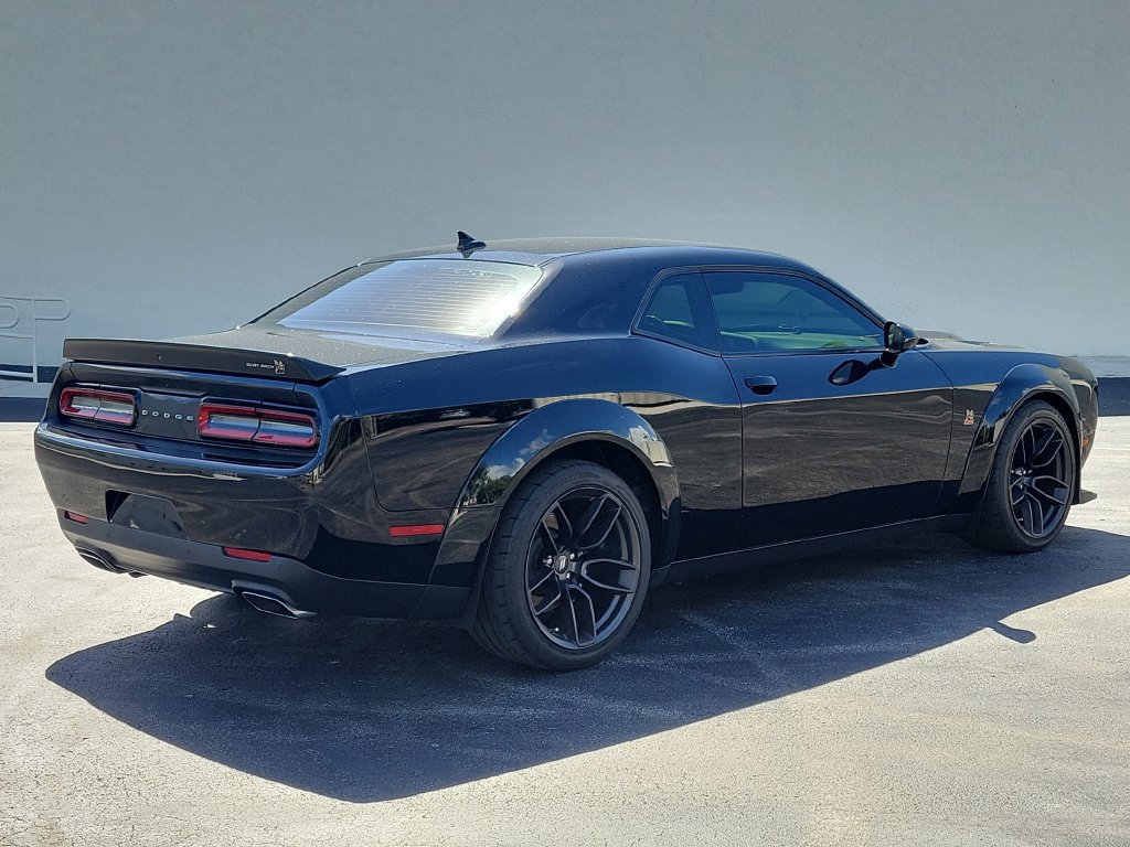 Used 2021 Dodge Challenger R/T Scat Pack RWD image 8