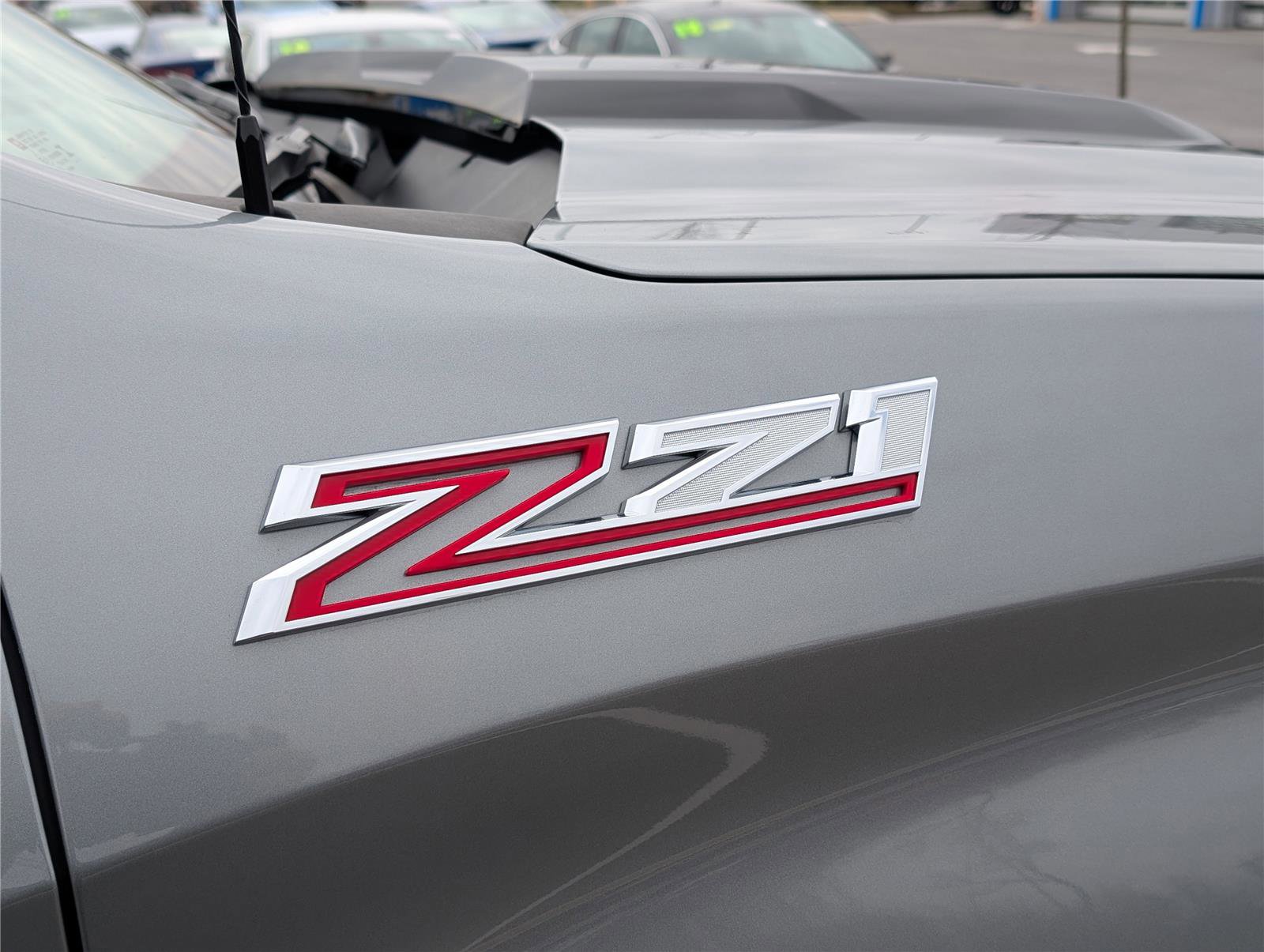 Used 2025 Chevrolet Silverado 1500 LT Trail Boss w/ Convenience Package II image 9