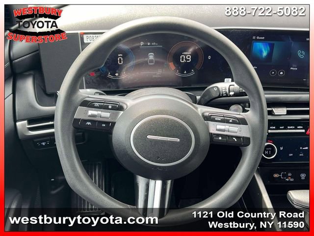 Used 2025 Hyundai Santa Cruz SEL AWD/4WD image 13