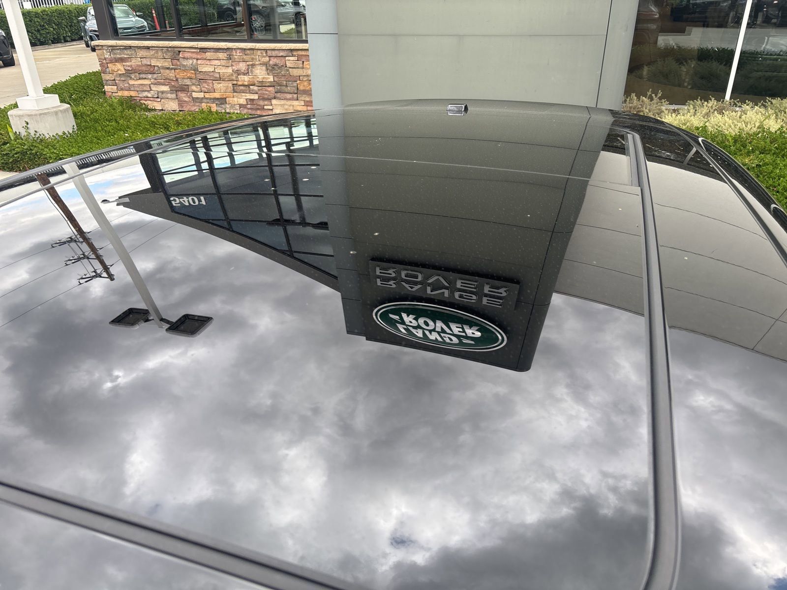 Used 2024 Porsche Macan S AWD/4WD image 5