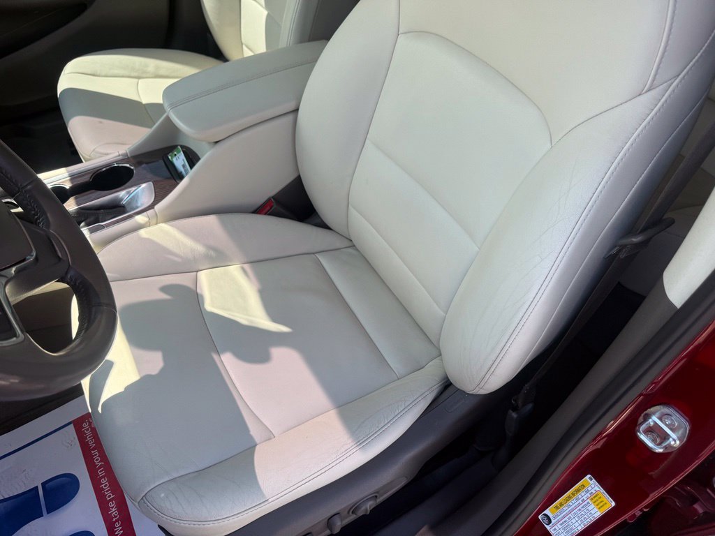 Used 2021 Chevrolet Malibu LT w/ Leather Package FWD image 21