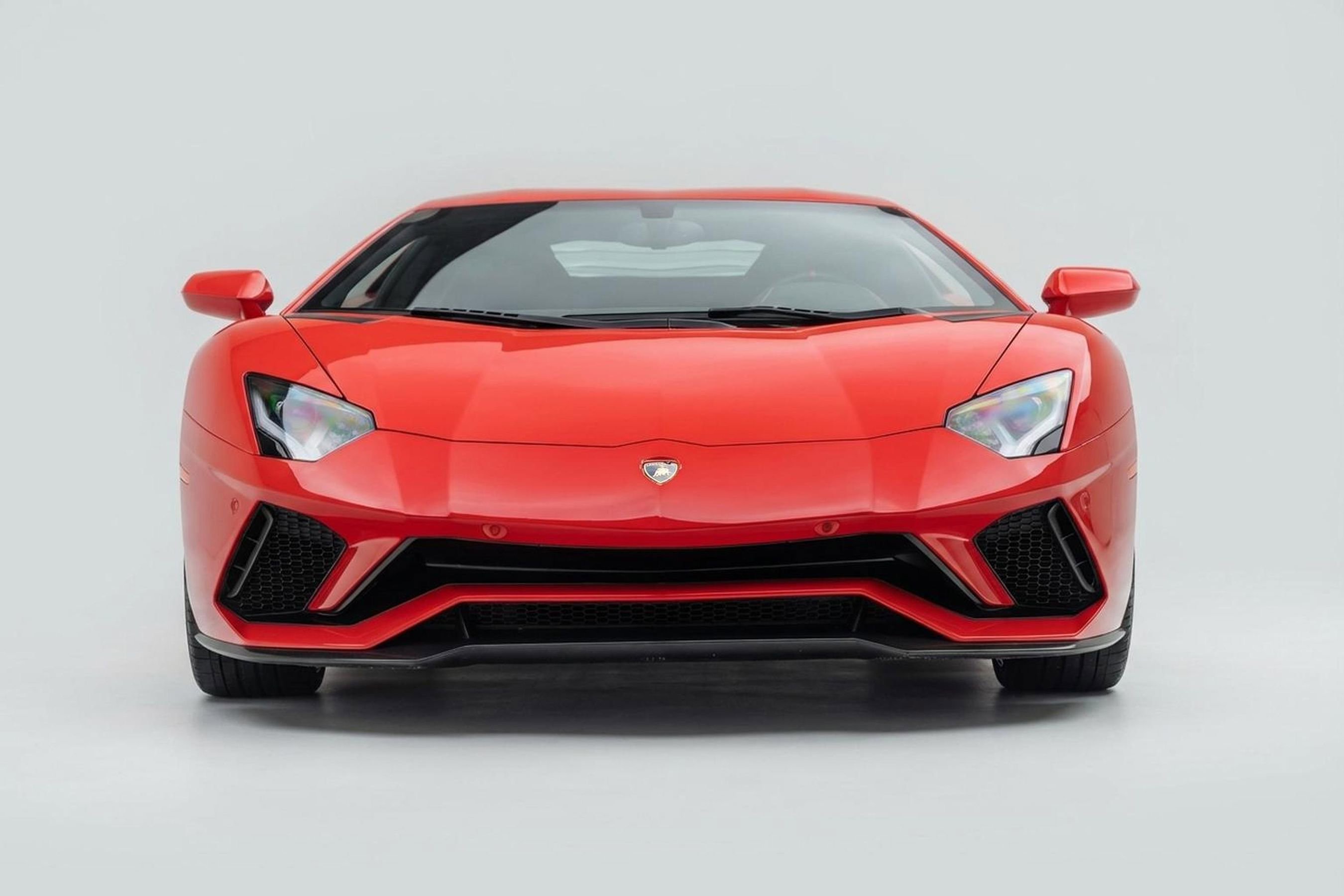 Used 2019 Lamborghini Aventador S image 7