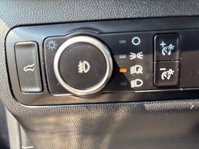 Used 2025 Ford Escape ST-Line Select AWD/4WD image 15