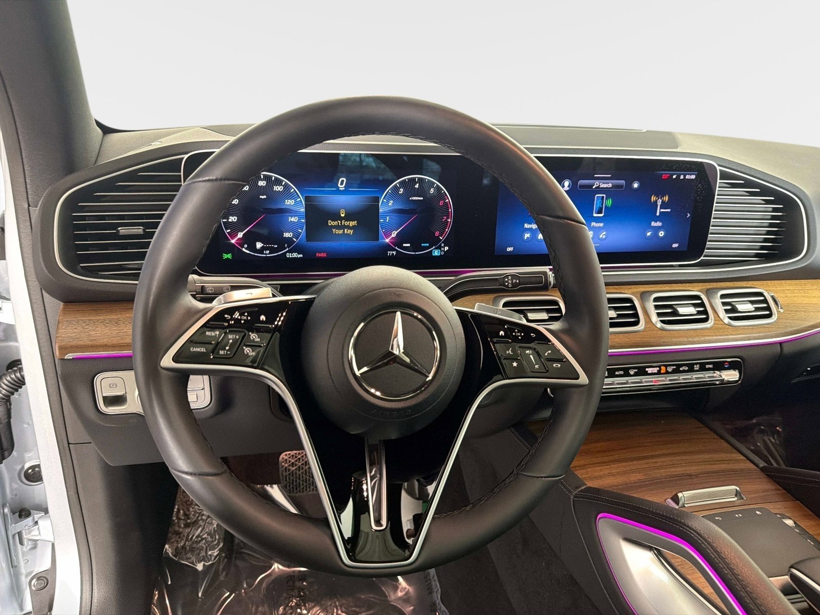 Used 2025 Mercedes-Benz GLE 450 4MATIC w/ Winter Package image 41