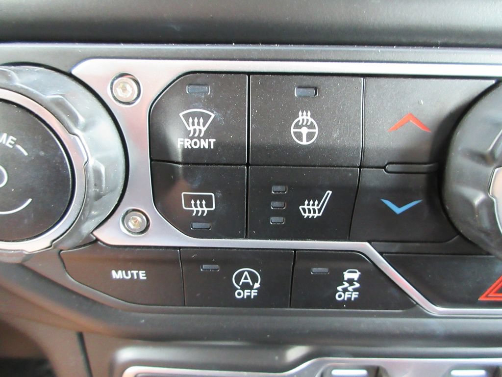 Used 2021 Jeep Wrangler Unlimited Rubicon AWD/4WD image 32