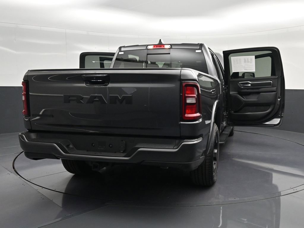 Used 2025 RAM 1500 Big Horn RWD image 35