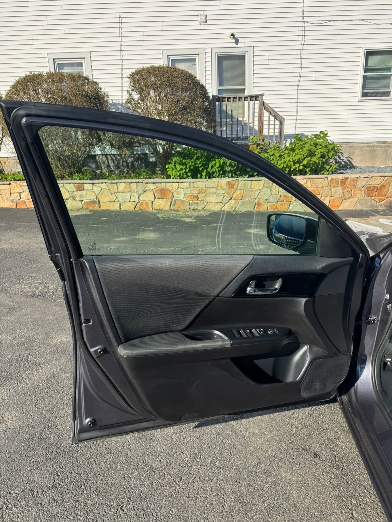 Used 2016 Honda Accord LX image 30