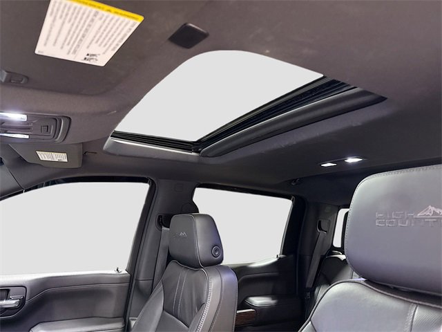 Used 2019 Chevrolet Silverado 1500 High Country image 25