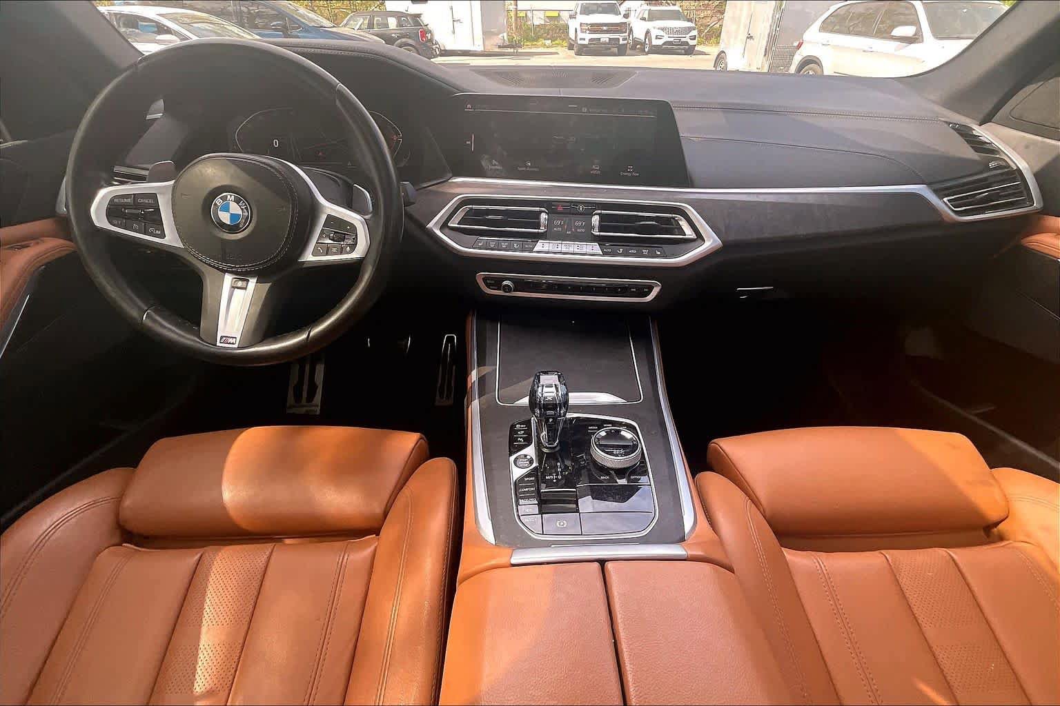 Used 2022 BMW X5 xDrive40i w/ M Sport Package AWD/4WD image 15