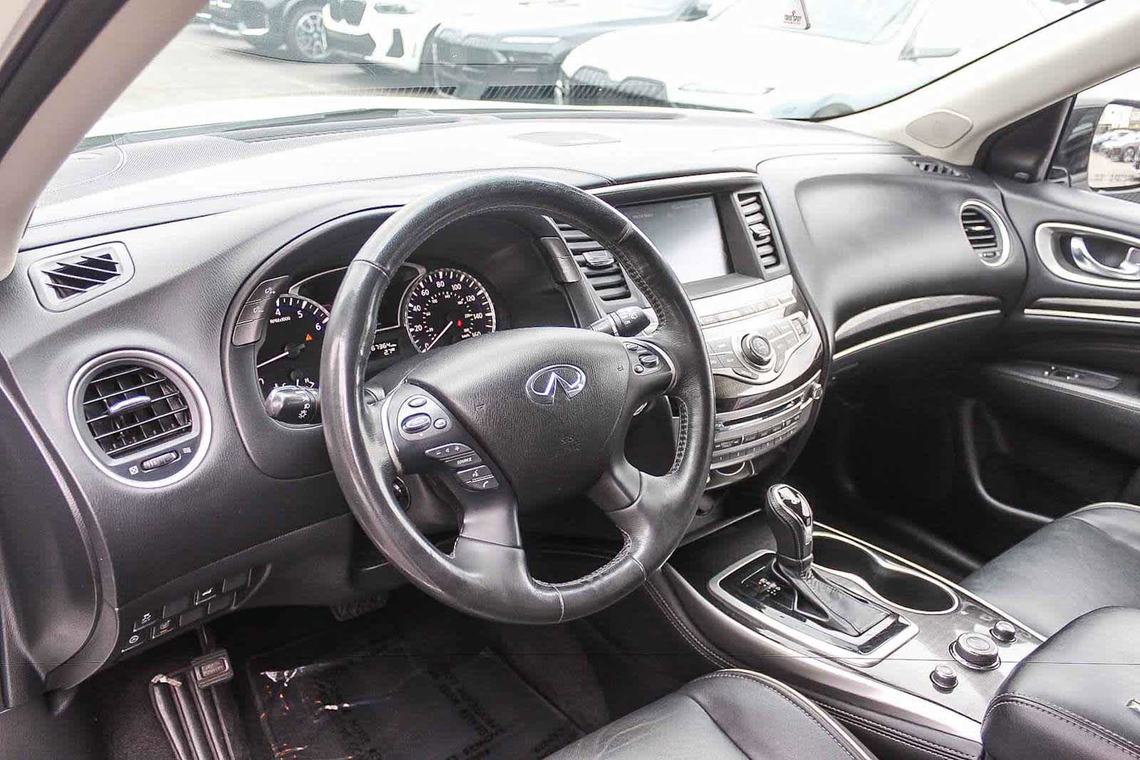 Used 2020 INFINITI QX60 Luxe w/ Essential Package FWD image 17