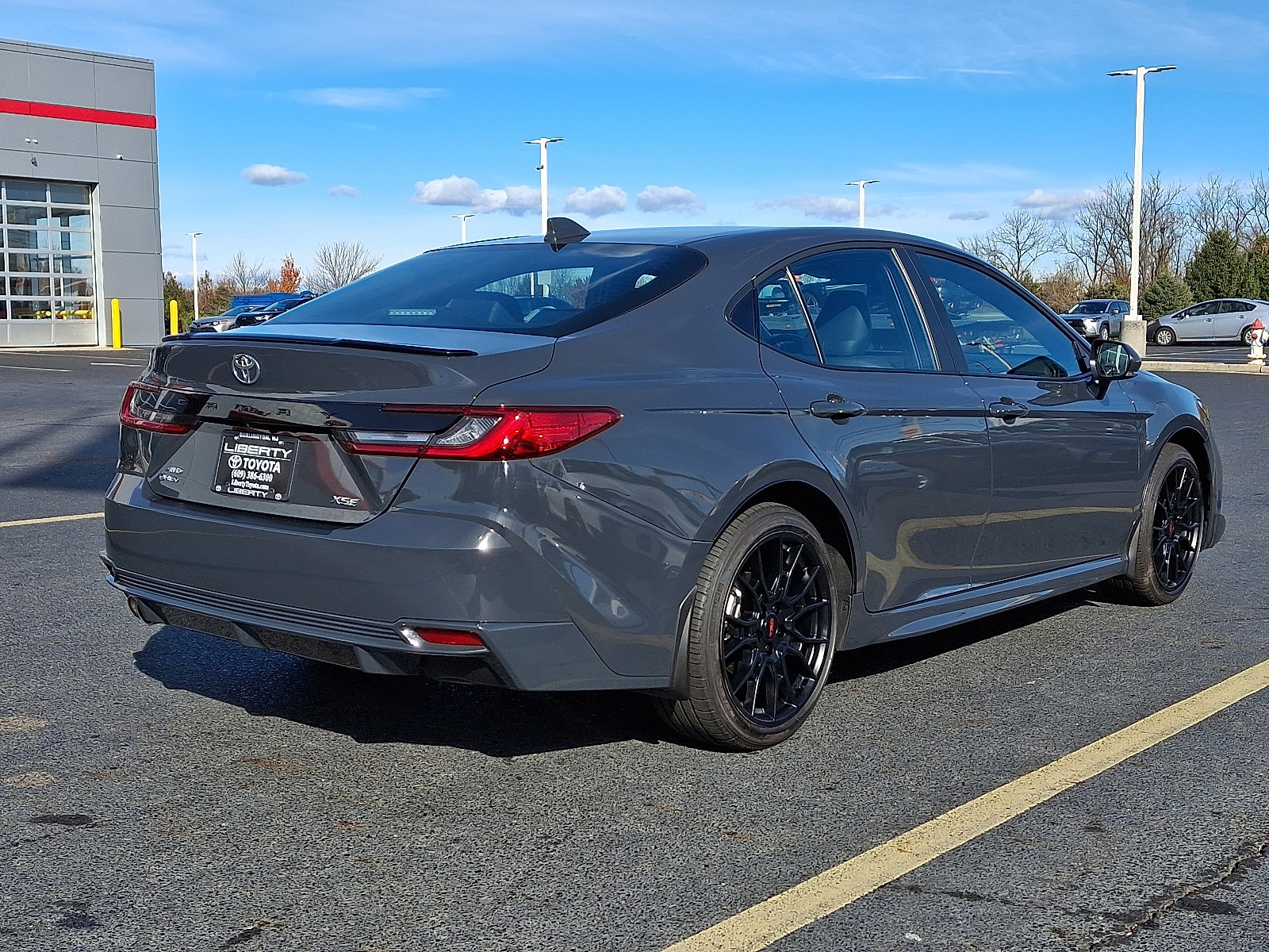 Used 2025 Toyota Camry XSE image 6