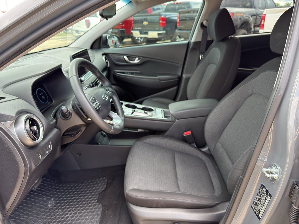 Used 2023 Hyundai Kona SEL FWD image 10
