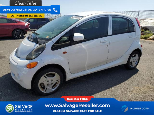 Used 2012 Mitsubishi i image 1