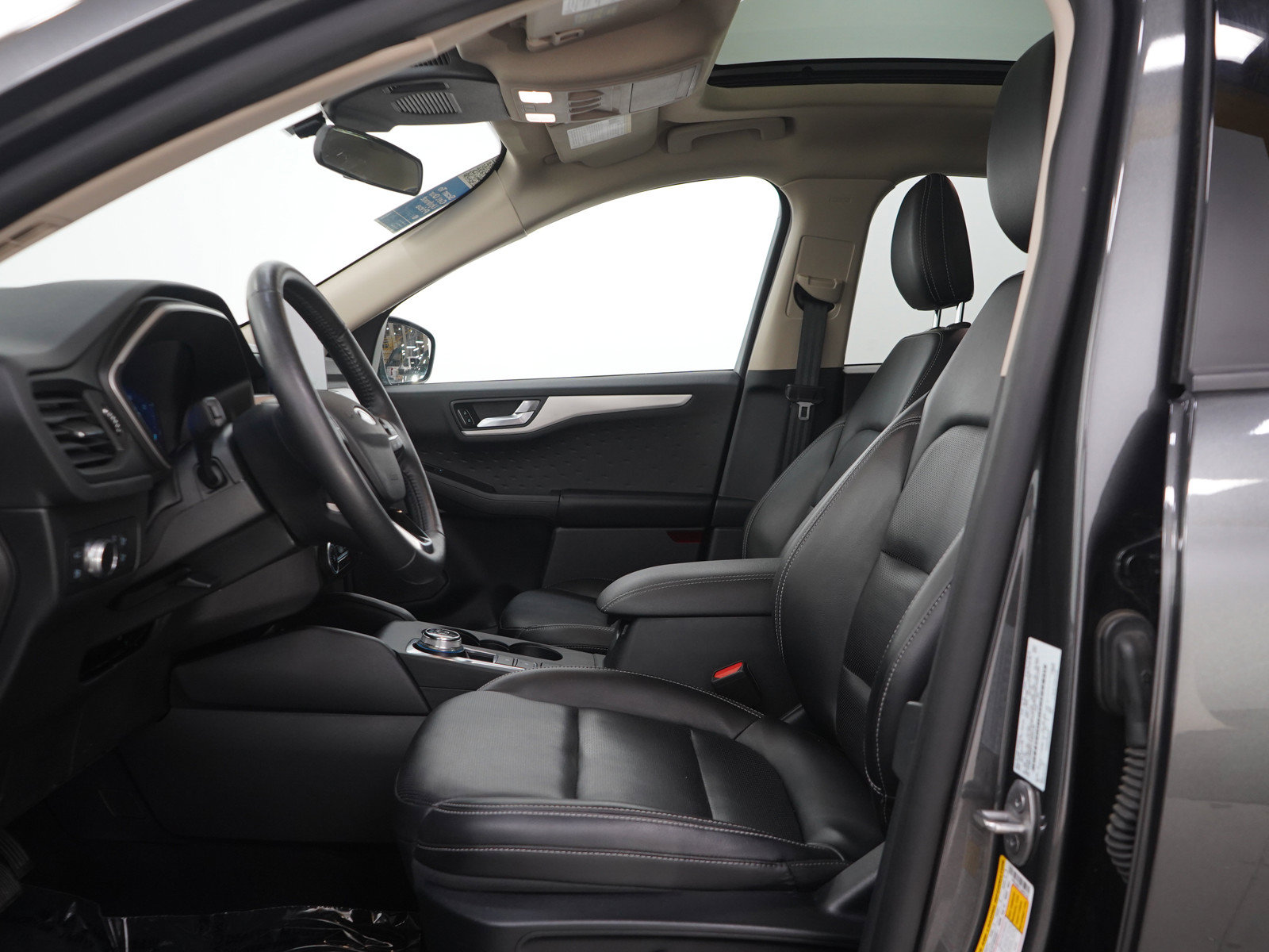 Used 2020 Ford Escape SE Sport AWD/4WD image 23