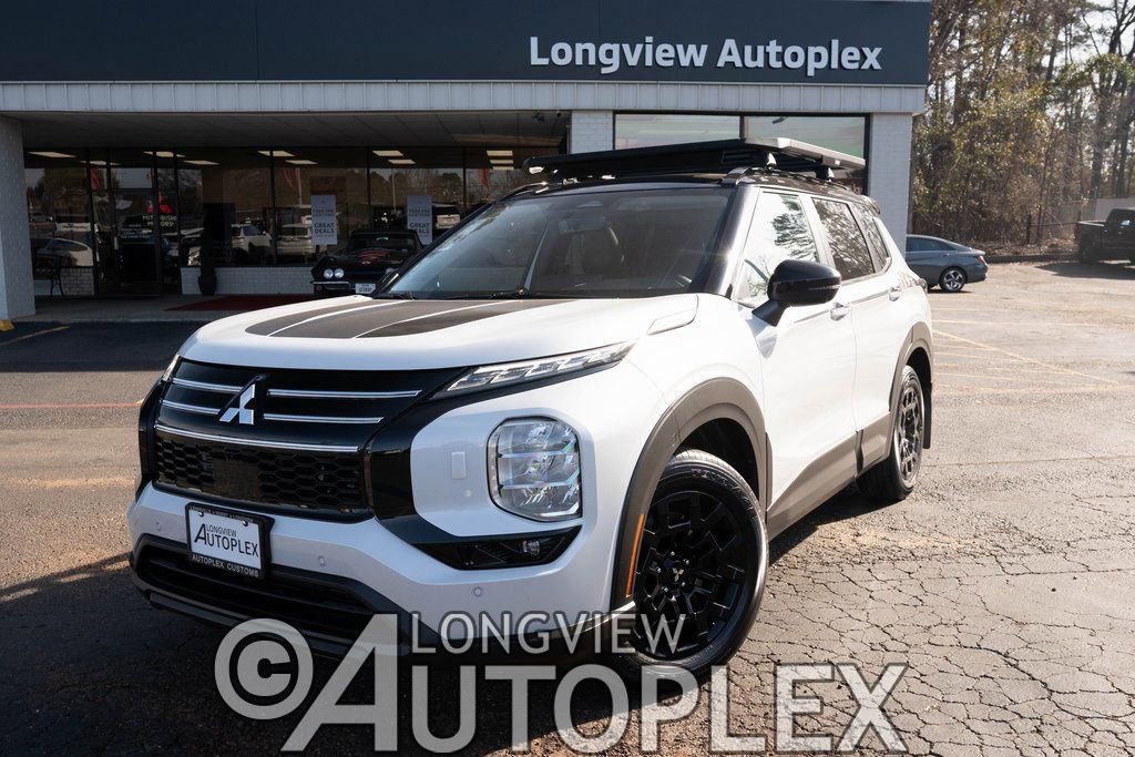 New 2026 Mitsubishi Outlander AWD image 1