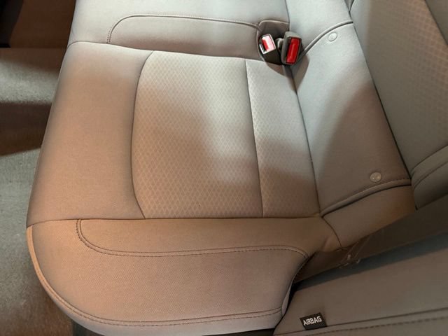 Used 2020 Chevrolet Malibu LT FWD image 19