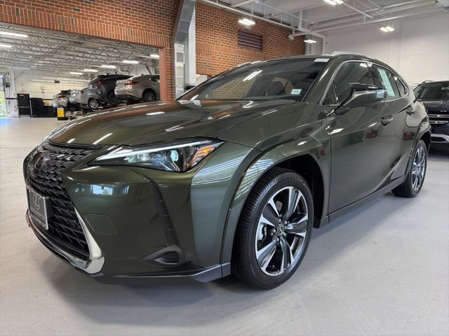 Used 2025 Lexus UX 300h AWD w/ Accessory Package (Z1) image 3