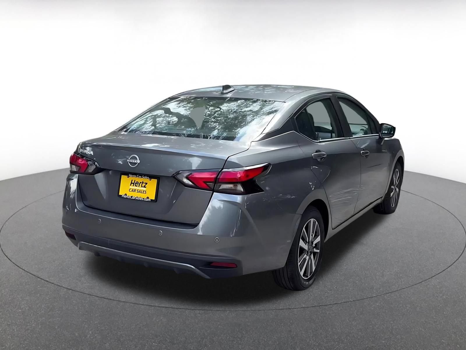 Used 2025 Nissan Versa SV FWD image 12