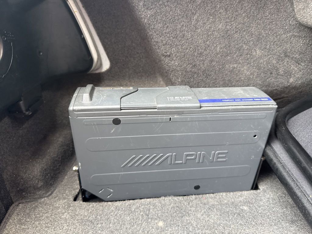 Used 1995 Mercedes-Benz E 320 Convertible image 47